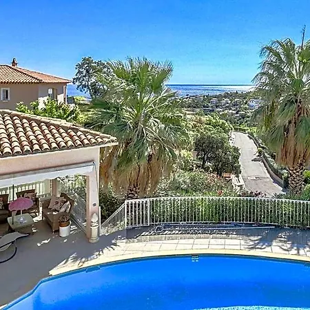 Carpe Diem - Les Issambres Hotel 3*